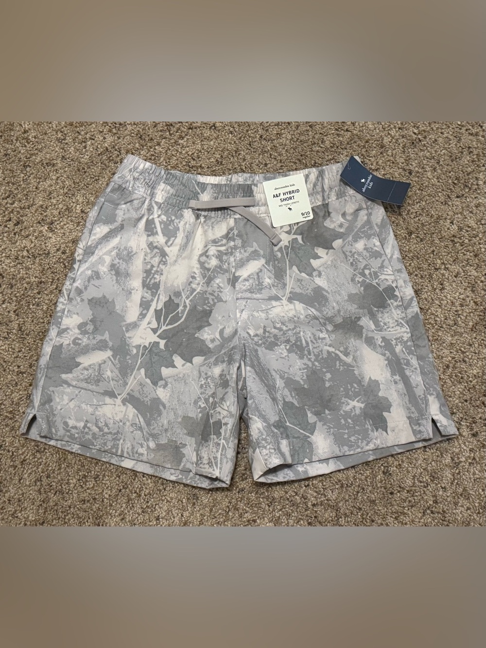 Abercrombie & Fitch | Boys Hybrid Shorts | Size 9/10